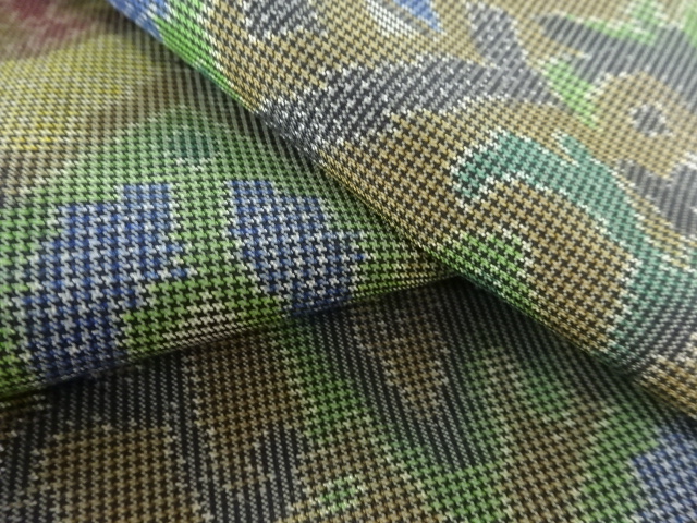  更紗模様織り出し本場大島紬着物